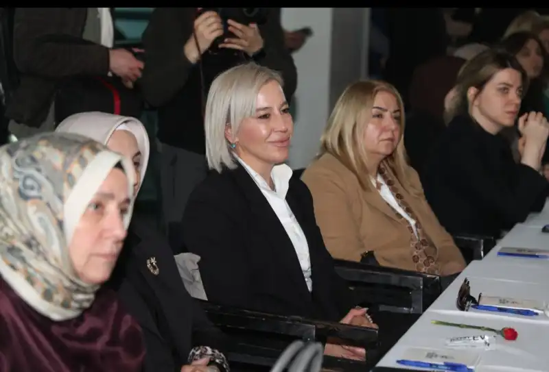 BAKAN GÖKTAŞ: BİR KADININ GÖNLÜNE DOKUNMAK TOPLUMU GÜZELLEŞTİRİR!