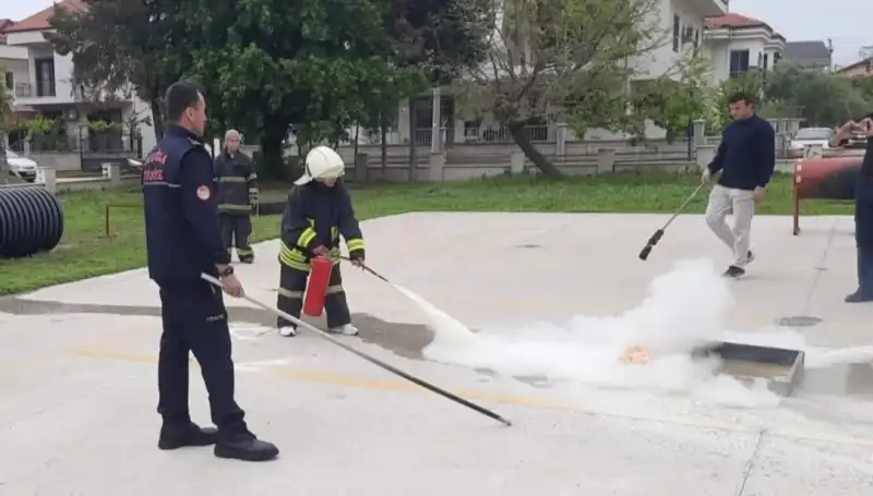 HATAY BÜYÜKŞEHİRDEN YÜZLERCE PERSONEL...
