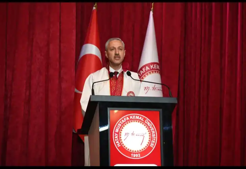 MKÜ'DE BİLİM VE BAŞARI DOLU GÜN! 