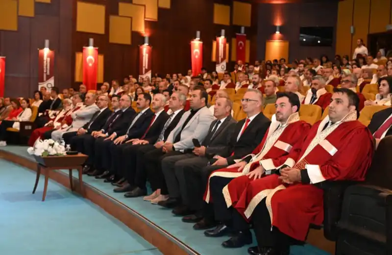MKÜ'DE BİLİM VE BAŞARI DOLU GÜN! 