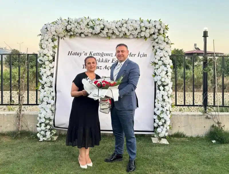 HALKIN GÖNLÜNDE YER EDİNEN BİR DEVLET ADAMI!
