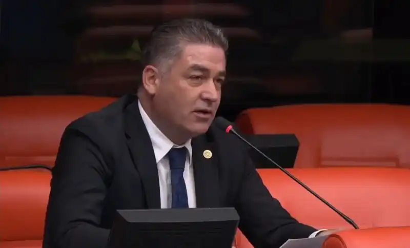 HATAY'DA SORUNLARIN BAŞINDA BARINMA SORUNU...