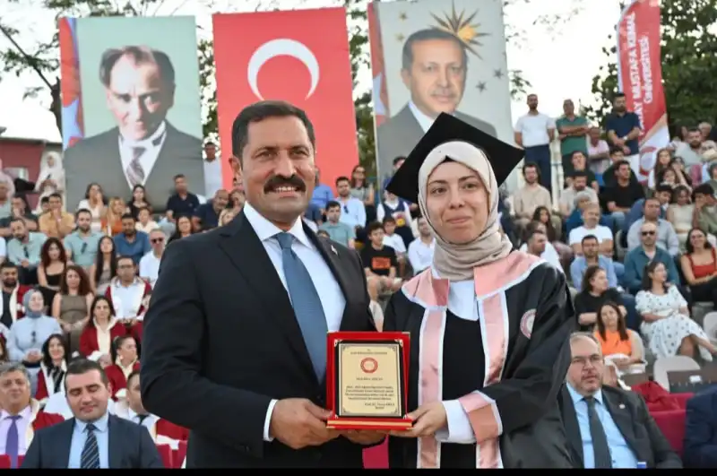 MKÜ ÖĞRENCİLERİNİ COŞKUYLA UĞURLADI!