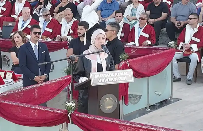 MKÜ ÖĞRENCİLERİNİ COŞKUYLA UĞURLADI!