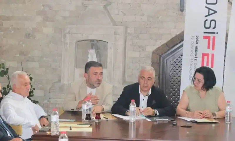 YAPACAK ÇOK İŞİMİZ VAR!