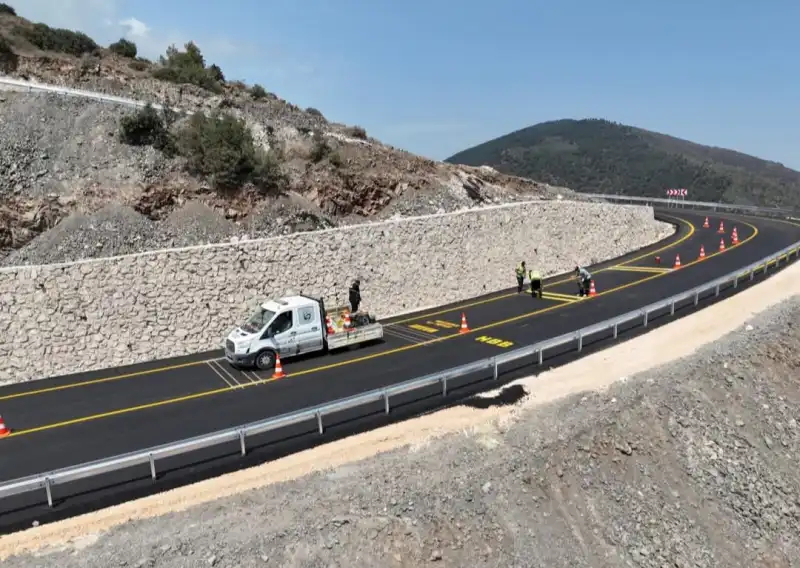SERİNYOL-MADENLİ YOL HATTINDA...