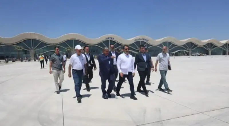 UÇUŞ TRAFİĞİNE KAPANACAK!