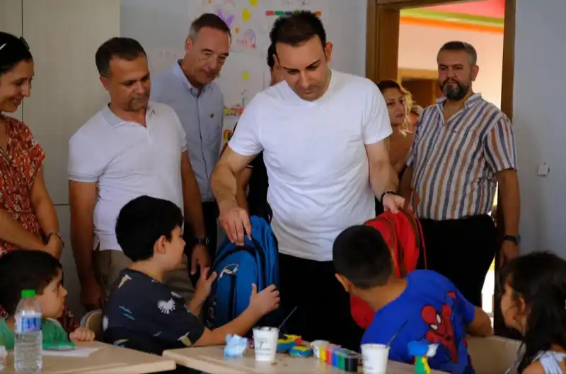 DEFNELİ MİNİKLER SANATIN SEVGİNİN VE...
