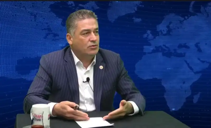 BÜYÜKELÇİ BARRACK HADDİNİ AŞMIŞTIR!