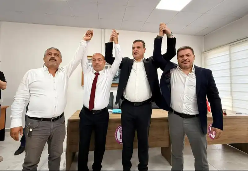 MAZMANOĞLU YENİDEN BAŞKANLIĞA SEÇİLDİ!