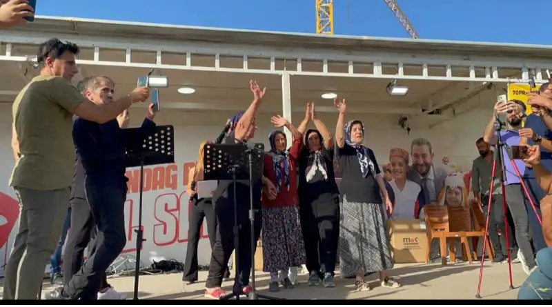 KURTDERESİ HALKI YALNIZ DEĞİLDİR!