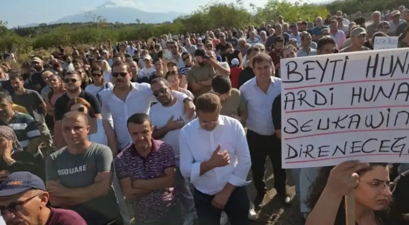 KURTDERESİ HALKI YALNIZ DEĞİLDİR!