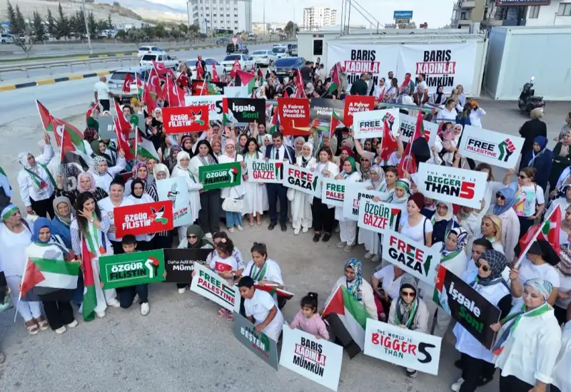 GAZZE İÇİN SESSİZ ÇIĞLIK!