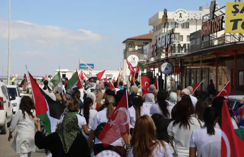 GAZZE İÇİN SESSİZ ÇIĞLIK!