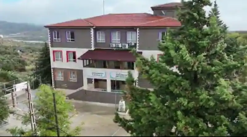 DEPREMDEN SONRA YENİDEN İHYA OLAN OKULLAR...