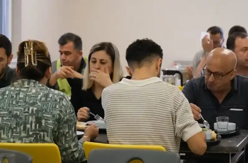 DEFNE KENT LOKANTASI HALKIN HİZMETİNDE!