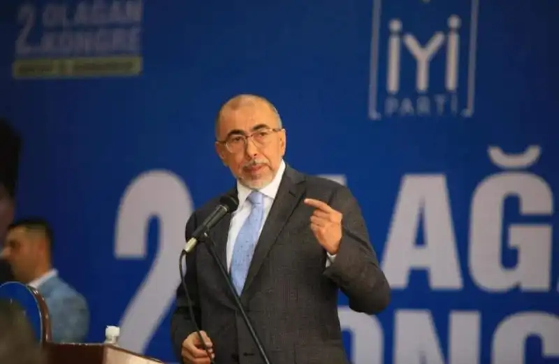 AK PARTİ HÜKÜMETİ DERHAL BU SAÇMALIKTAN VAZGEÇSİN!