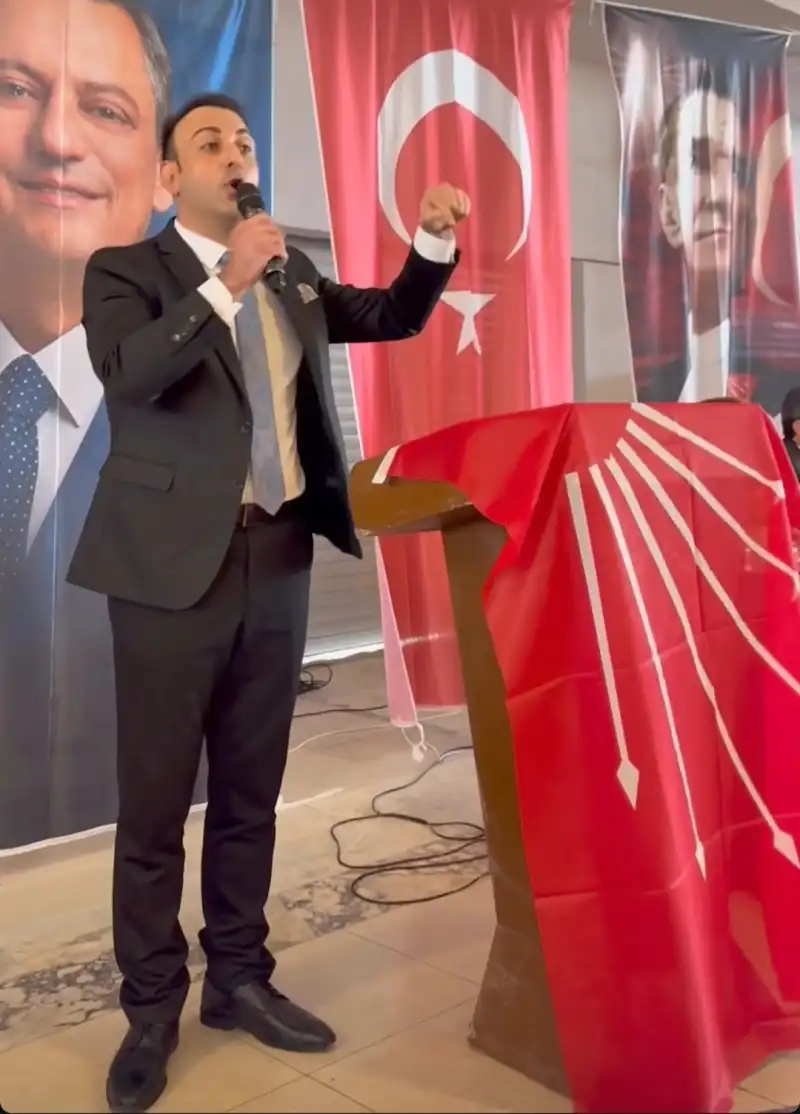 BAŞKAN ÖZGÜN'DEN LÜTFÜ SAVAŞ'A ZEHÍR ZEMBEREK SÖZLER!