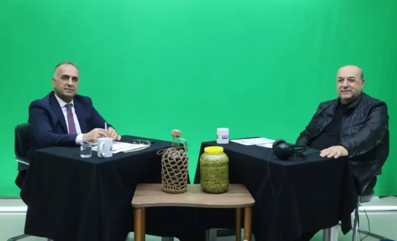 BAŞKAN SARI GAZETECİ ÖZTÜRK'ÜN SORULARINI YANITLADI!