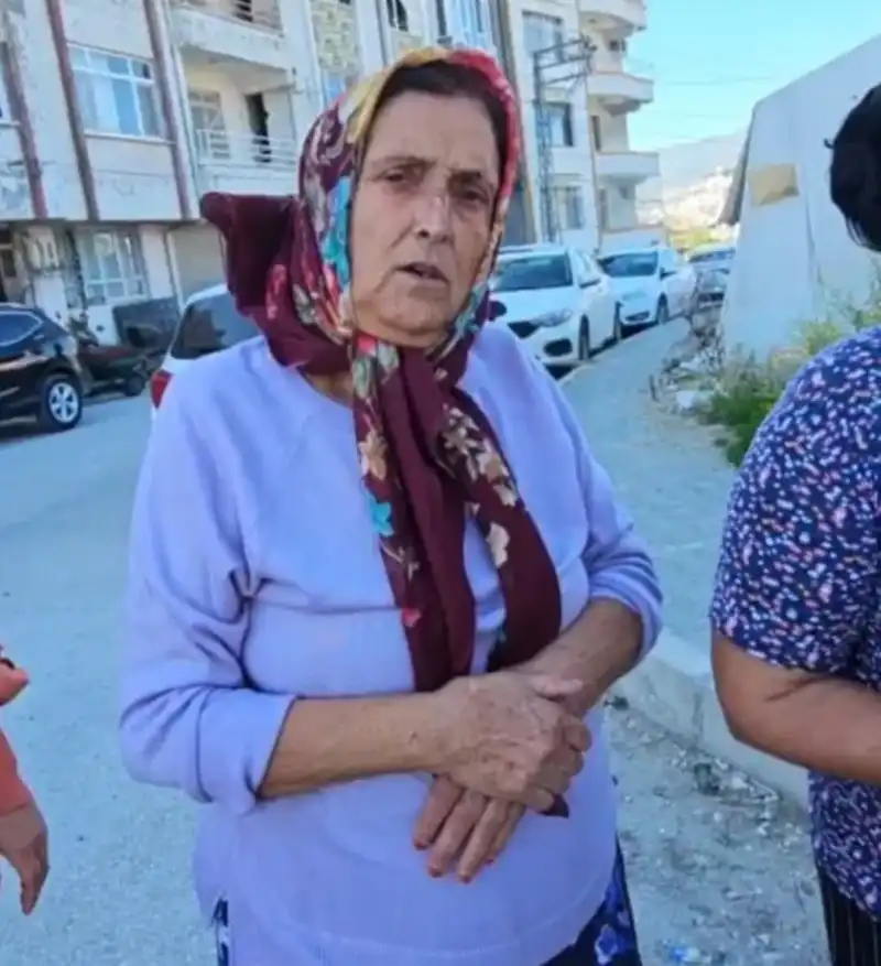 KONTEYNER KENT BOŞALTILIYOR!VATANDAŞLAR TEPKİLİ!