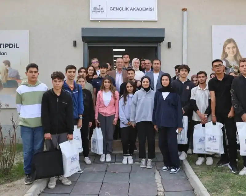 BAŞKAN YAPAR GENÇLERLE BİR ARAYA GELDİ! 