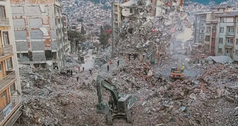 HATAY’IN YENİDEN İNŞASI İÇİN 150 MİLYON...