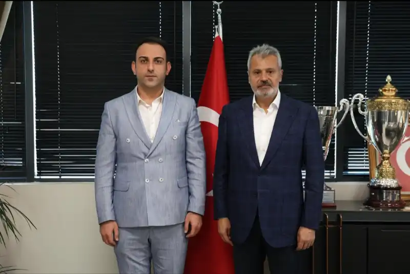 ÖNTÜRK VE ÖZGÜN NE KONUŞTU?