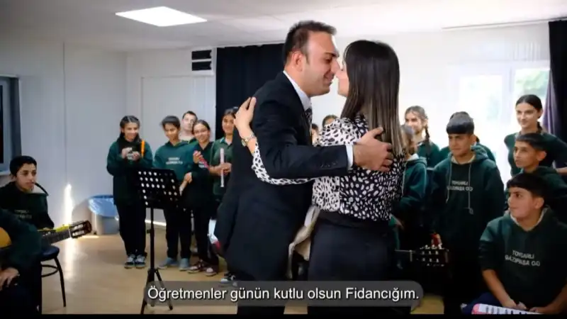 BAŞKAN ÖZGÜN'DEN ÖZGÜN KUTLAMA!