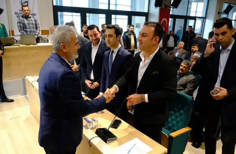 ÖNTÜRK: HATAY RAYLI SİSTEMLE BULUŞACAK!