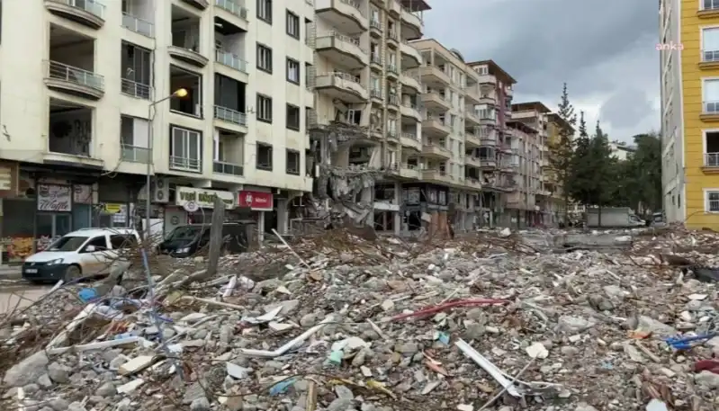 TOKİ PROJELERİ KADER ANLAYIŞINA BIRAKILAMAZ”