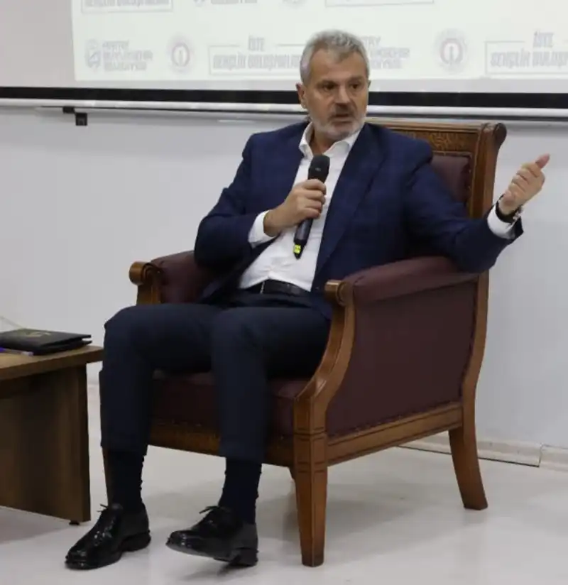 BAŞKAN MEHMET ÖNTÜRK’TEN GENÇLERE SÖZ! 