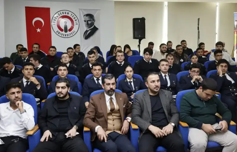 BAŞKAN MEHMET ÖNTÜRK’TEN GENÇLERE SÖZ!