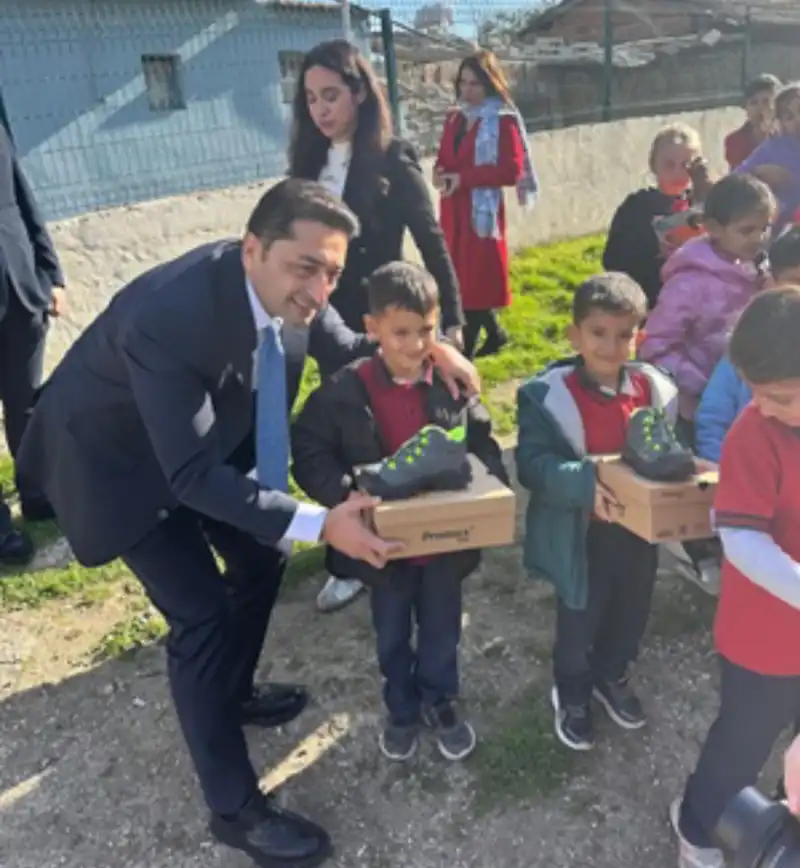 AYSAD HATAY'DA DEPREM BÖLGESİNDE...