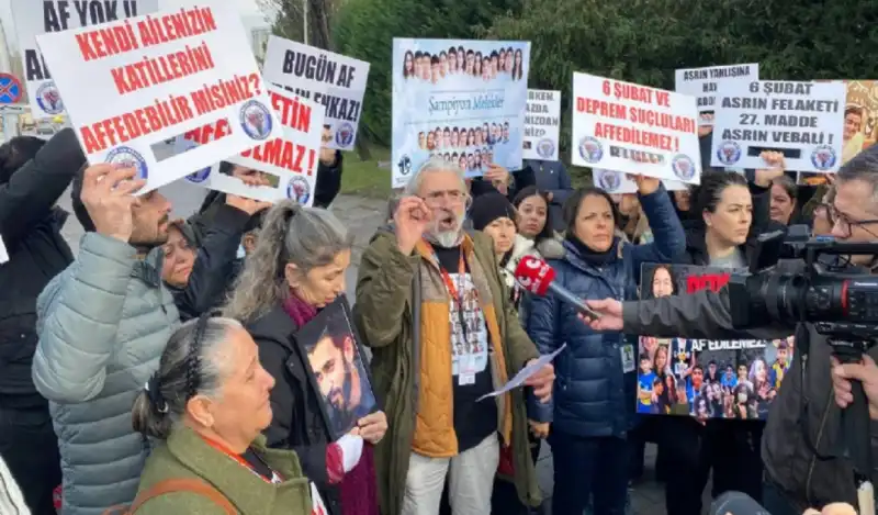 DEPREMZEDE AİLELER DÜN ANKARA'DA...