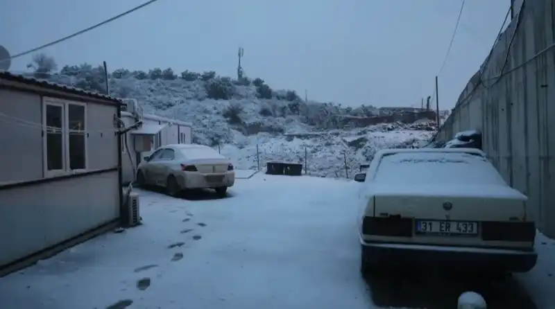 HATAY'DA KAR YAĞIŞI ETKİLİ OLDU!