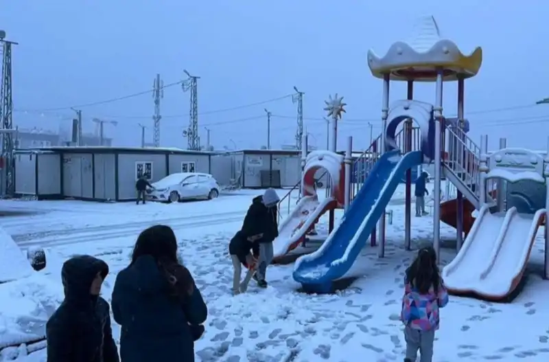 HATAY'DA KAR YAĞIŞI ETKİLİ OLDU!
