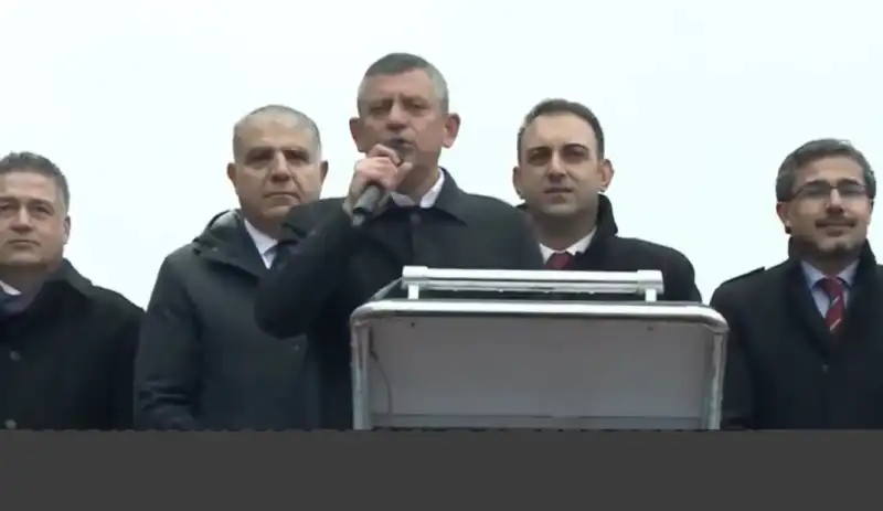 YALANIN VE ALGININ KARŞISINDA, HATAY’IN ARKASINDAYIZ!