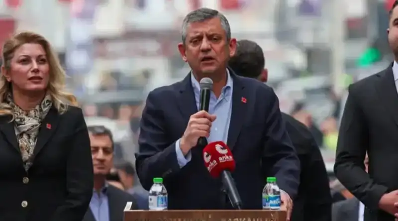 CHP’DEN DEPREM BÖLGESİNDE SERT ELEŞTİRİLER! 