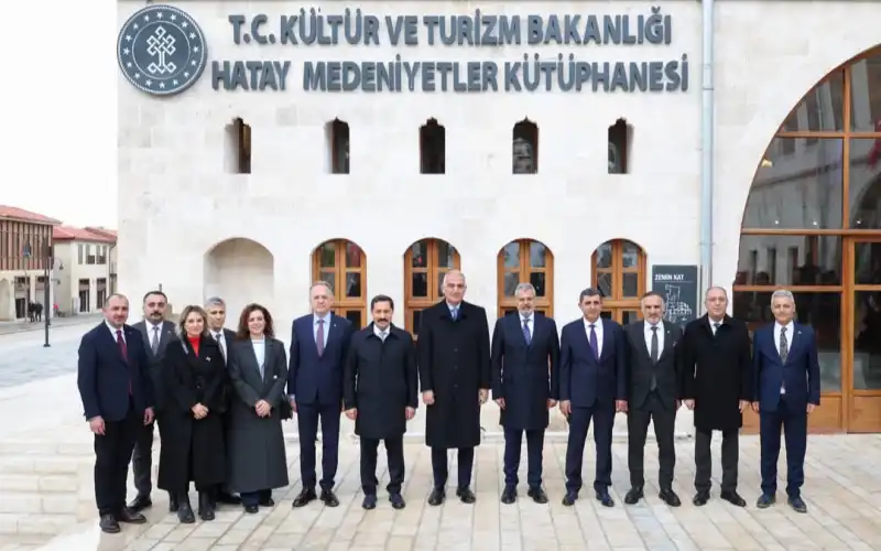BAKAN ERSOY’DAN HATAY BÜYÜKŞEHİR BELEDİYESİNE ZİYARET! 