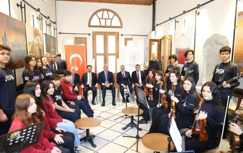 BAKAN ERSOY’DAN HATAY BÜYÜKŞEHİR BELEDİYESİNE ZİYARET! 