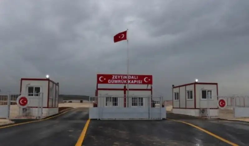 ZEYTİNDALI SINIR KAPISI’NIN... 