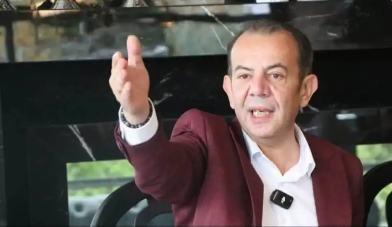 AÇIKÇA VE ŞİDDETLE KINIYORUM!