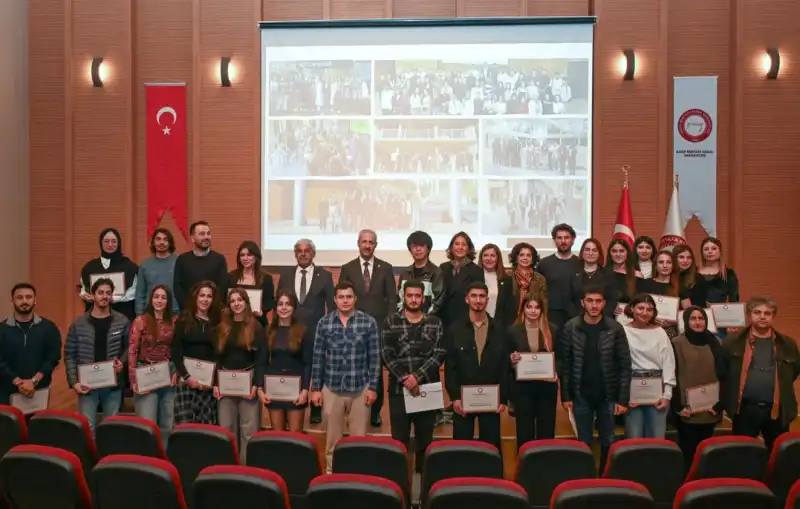 REKTÖR EREN BİR İSTEĞİNİ DİLLENDİRDİ!