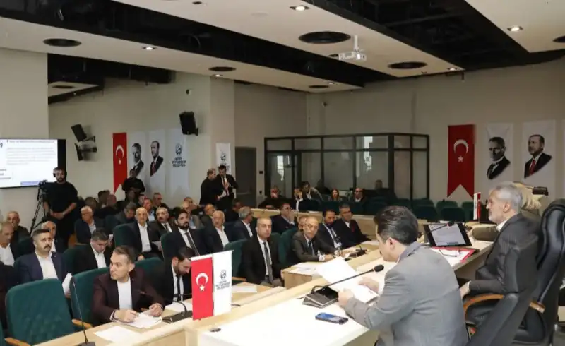 BAŞKAN ÖNTÜRK’E YETKİ VERİLMESİ TEKLİFİ KABUL EDİLDİ!