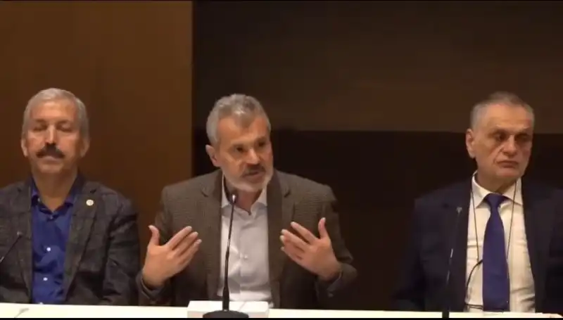 BAŞKAN MEHMET ÖNTÜRK İŞ İNSANLARIYLA BULUŞTU! 