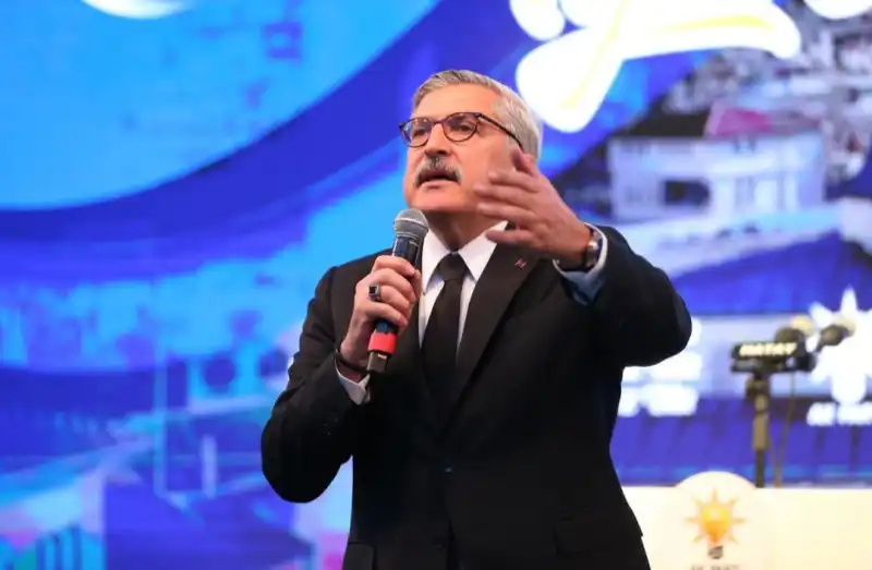 YAYMAN'DAN ÖZEL'E SERT SÖZLER!