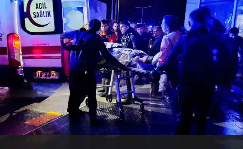 DEFNE DEVLET HASTANESİ SU BASKININA...