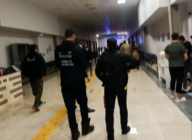 DEFNE DEVLET HASTANESİ SU BASKININA...