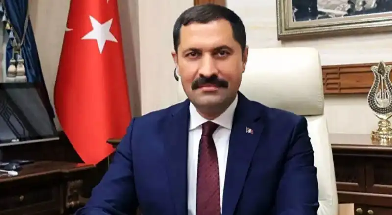 GECE GÜNDÜZ DEMEDEN, BÜYÜK BİR FEDAKÂRLIK, SABIR VE...