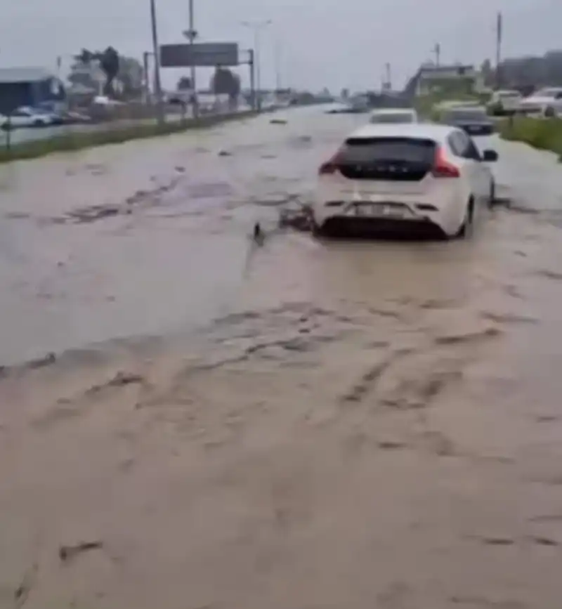 HATAY’DA YAŞANAN BU TABLO KADER DEĞİL, YÖNETİM TERCİHİDİR!